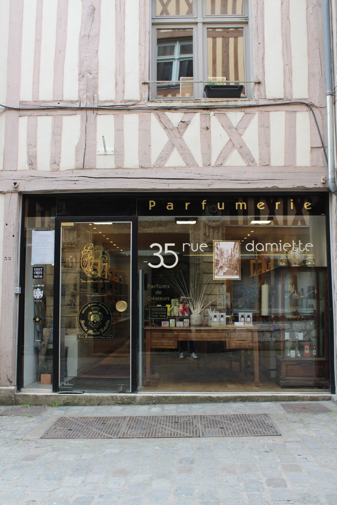 Parfumerie de niche rue Damiette Rouen