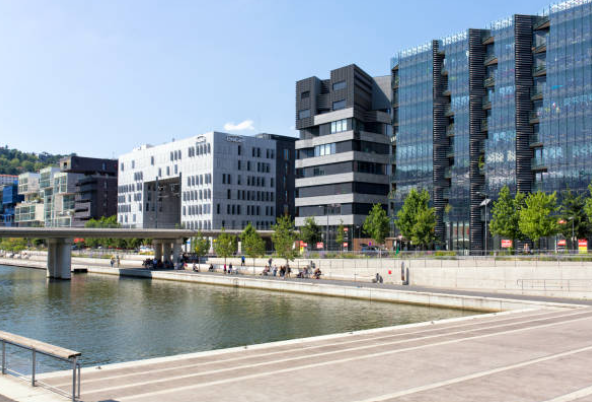 Quartier moderne confluence